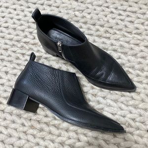 Everlane Black Ankle Boots